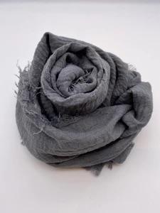 GREY CRINKLED COTTON HIJAB